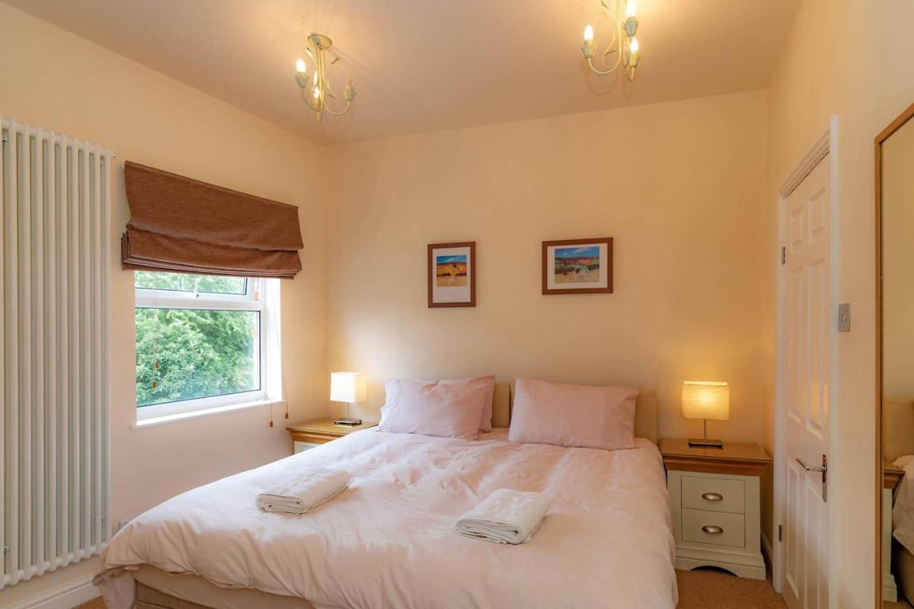 Park Crescent Apartment Йорк Экстерьер фото