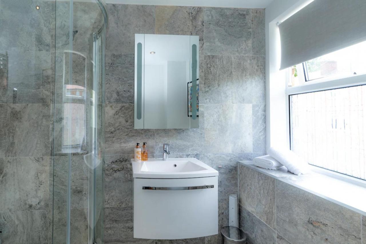 Park Crescent Apartment Йорк Экстерьер фото