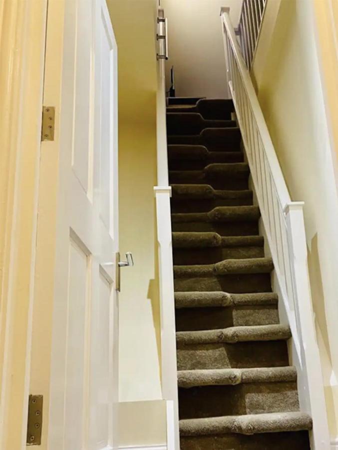 Park Crescent Apartment Йорк Экстерьер фото